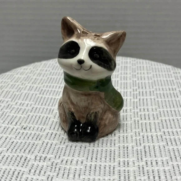 Raccoon and Fox Ceramic Shakers - Picture 3 of 7
